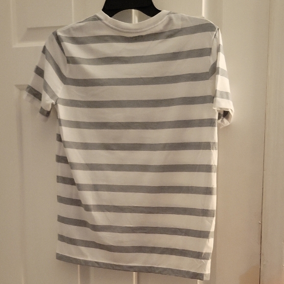 Old Navy Kids Gray and White Striped Tee - Picture 3 of 3